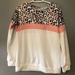 Women’s cheeta sweatshirt